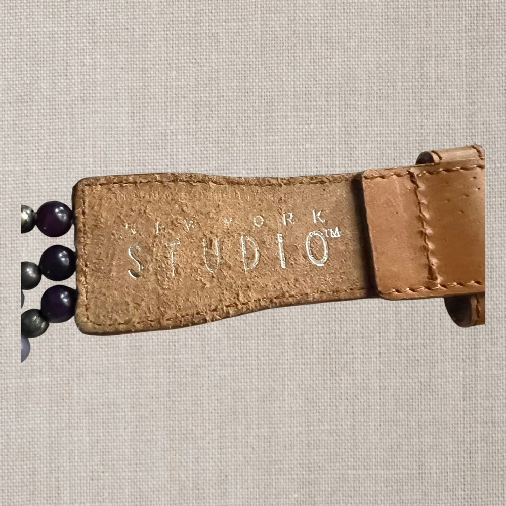 Vtg.Leather belt with western style buckle & multi strand Beaded Embellishments - Picture 6 of 10